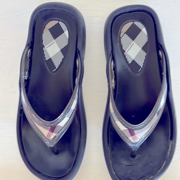 Burberry Black and Plaid Flip Flops - Picture 4 of 9